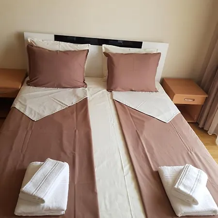 студио Vigo Apartment